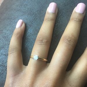 🚫Sold🚫14K Yellow Gold Solitaire Diamond Ring